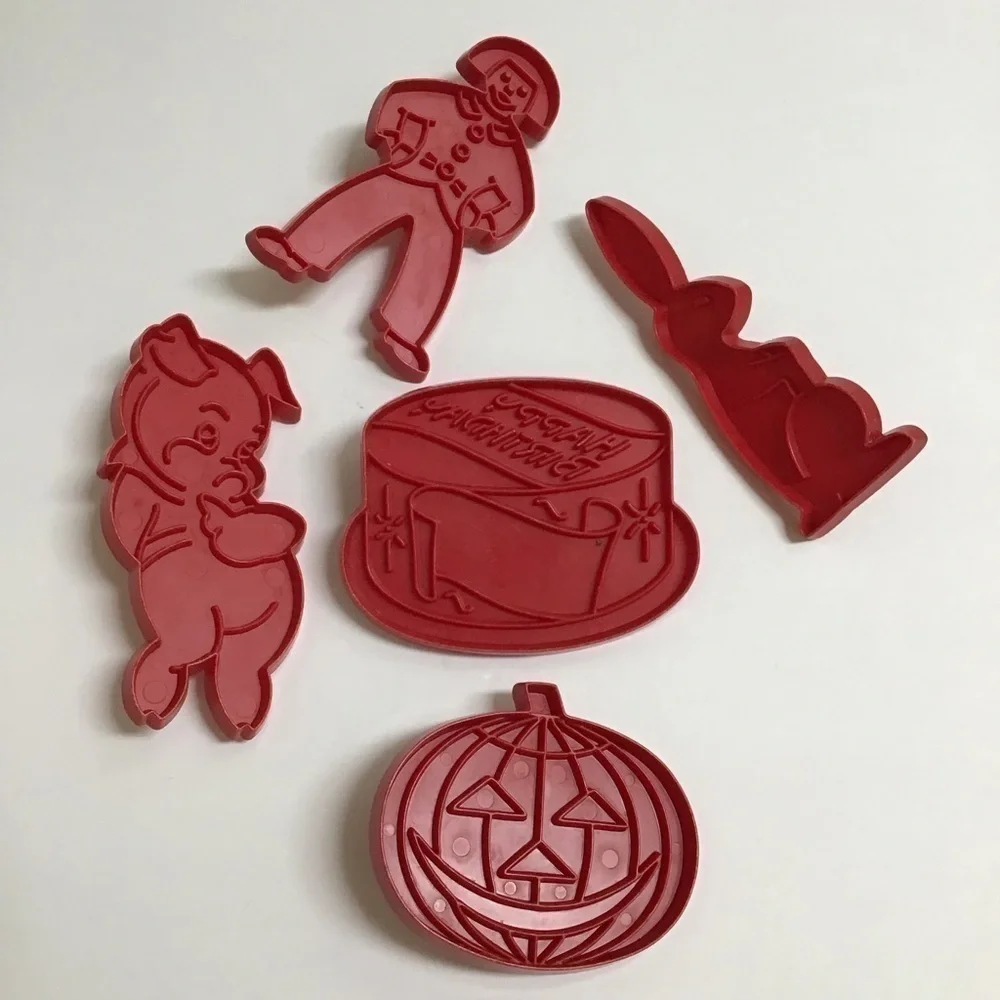Tupperware Cookie Cutters Vintage SET OF 11 Various Holidays Red Plastic Handles